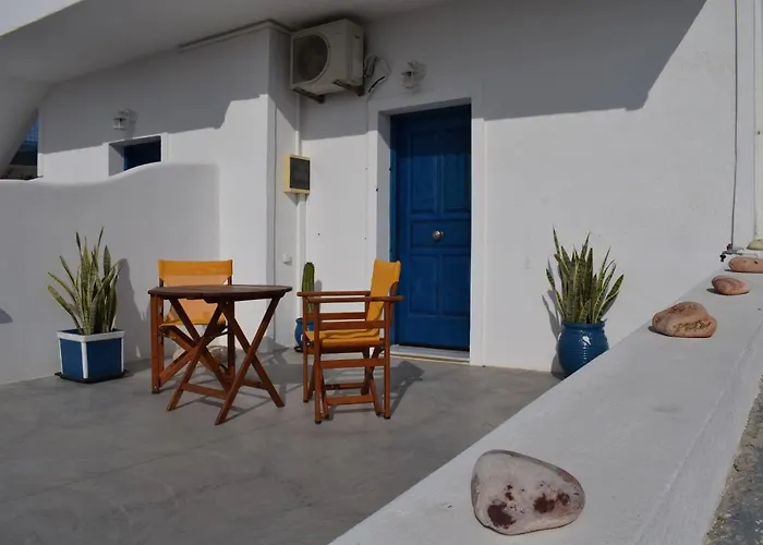 Onar Milos Junior Adamantas (Milos)