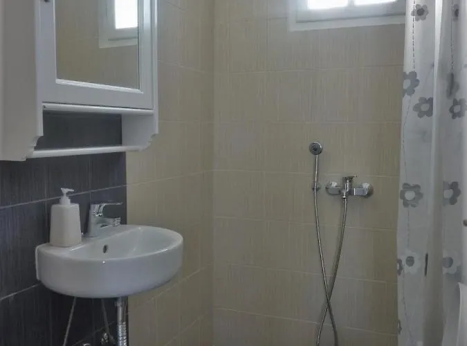 Onar Milos Junior * Adamantas (Milos)